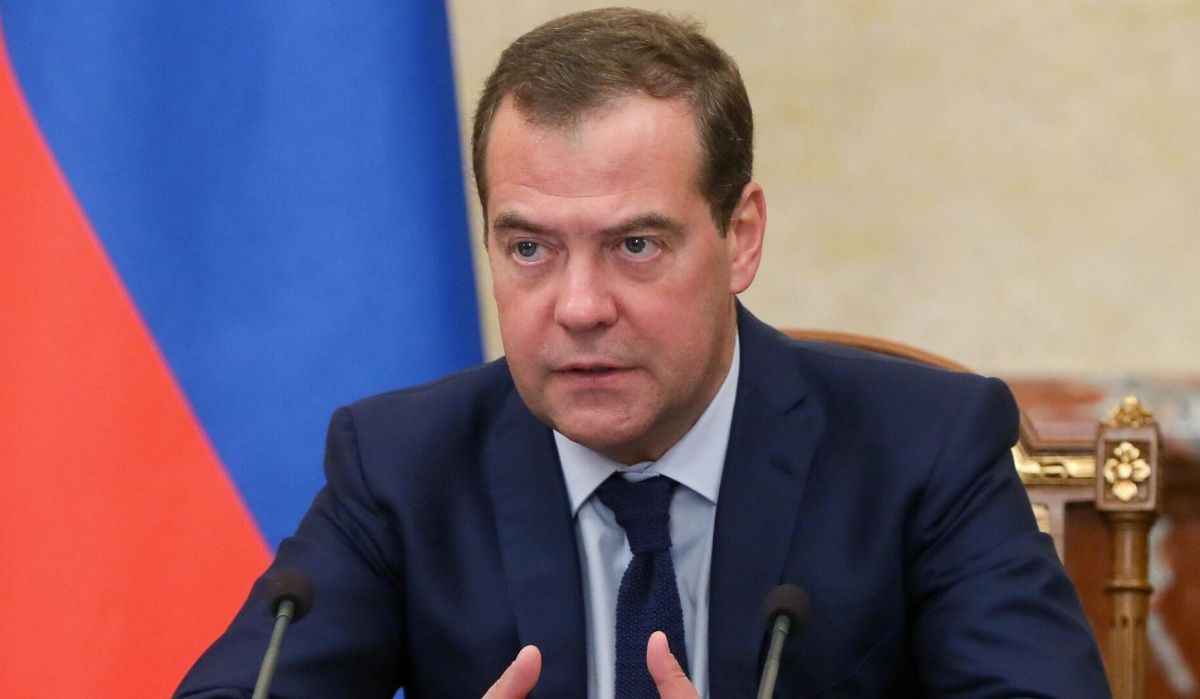 Медведев отметил подготовку Хельсинки к войне