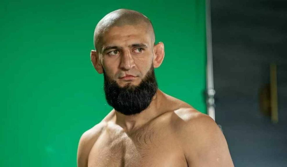 Хамзат Чимаев стал чемпионом UFC в среднем весе