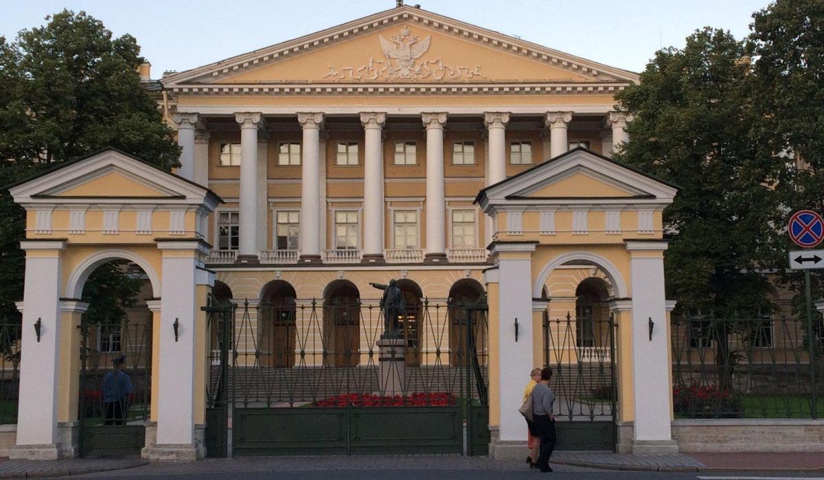 Льготники Петербурга не видят никакой поддержки от Беглова 