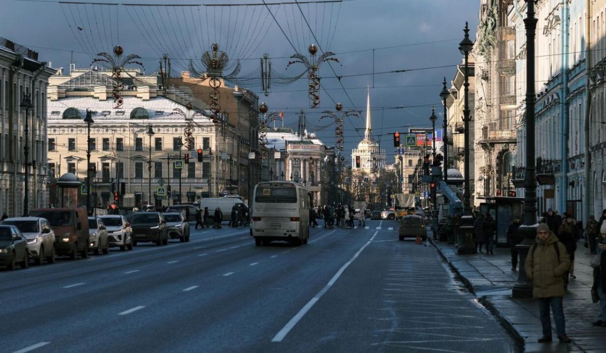 В Петербурге продлили «желтый» уровень опасности из-за сильного ветра