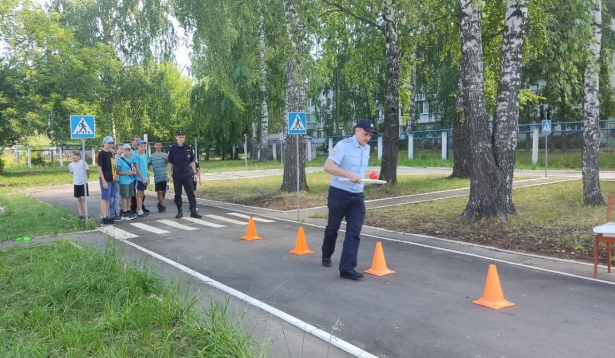 В Чайковском состоялись «Весёлые старты со стражами порядка»