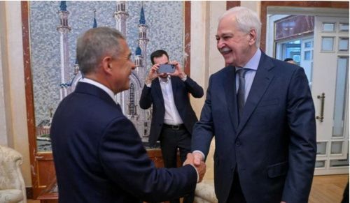 Глава Татарстана провëл рабочее совещание с полномочным послом России в Беларуси