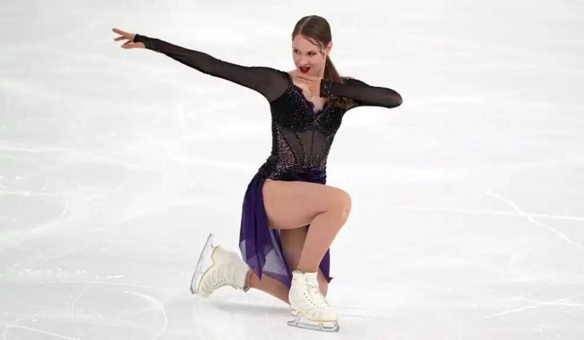 Вайцеховская отправила судей по фигурному катанию чистить снег