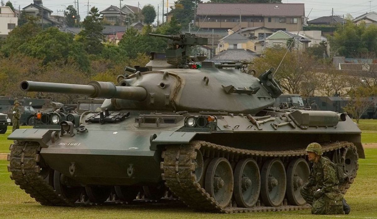 Япония рассматривает возможность передачи Украине танков Type 74