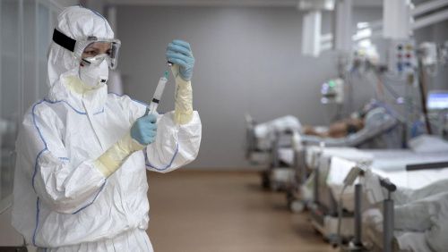 У восьми жителей Татарстана обнаружили британский штамм коронавируса