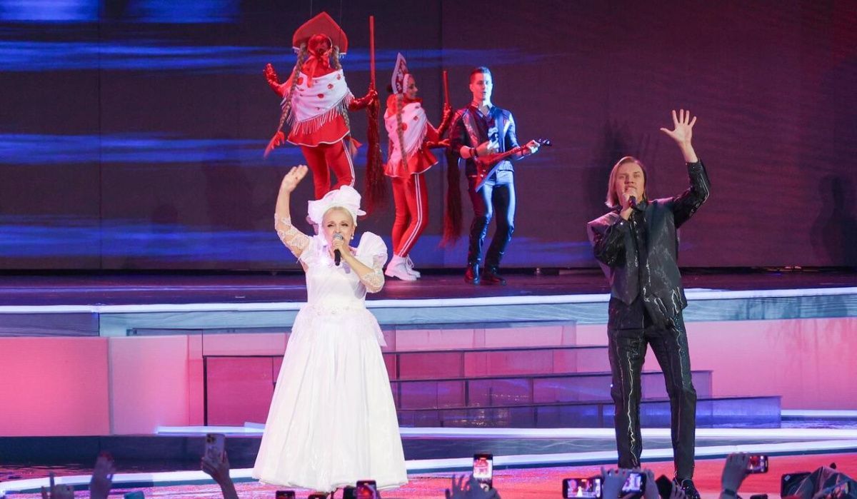 &quot;Песен-однодневок нам и так хватает&quot;: Бабкина заступилась за Кадышеву после &quot;Алых парусов&quot;