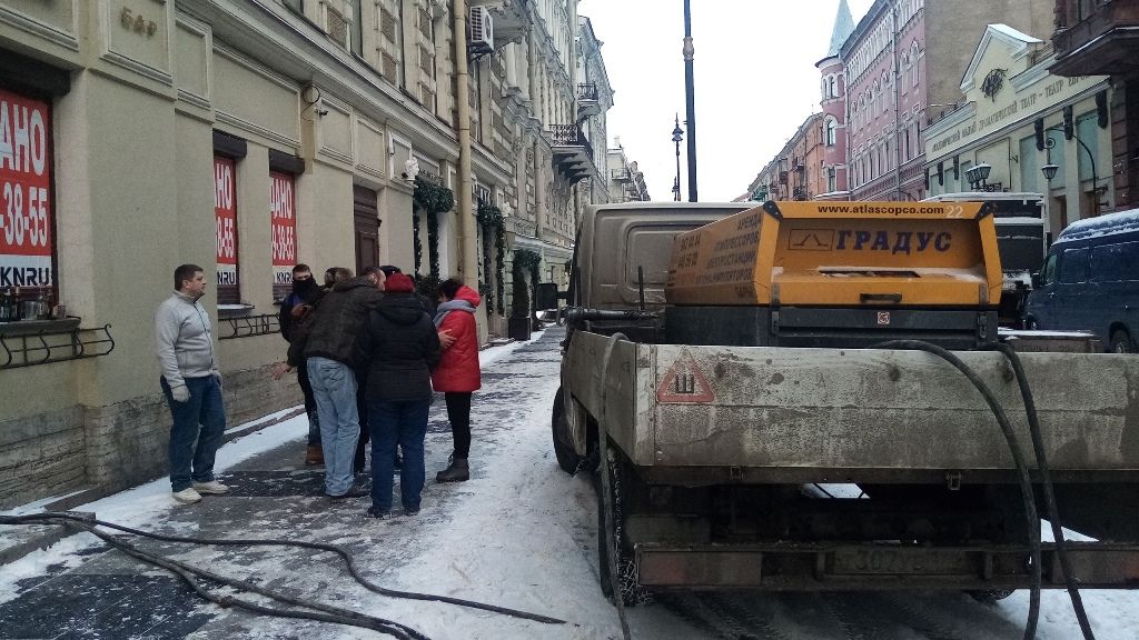 Дом Фрейндлих рискует превратиться в притон из-за бездействия Смольного и Беглова