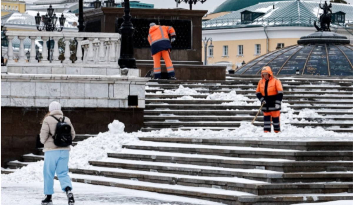 Синоптики рассказали, когда москвичам ждать снежный покров