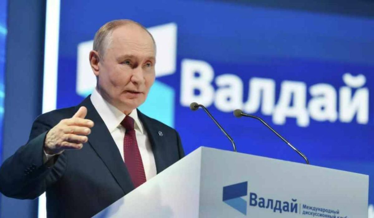 Во Франции по достоинству оценили шутку Владимира Путина о дронах 