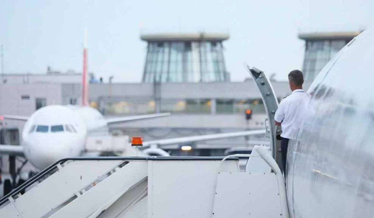 Строительство второй очереди Пулково перенесли