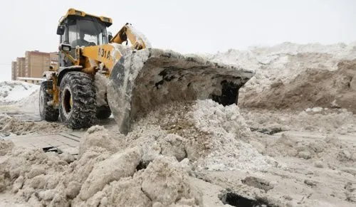 10 тысяч тонн снега убрали с улиц Казани за сутки