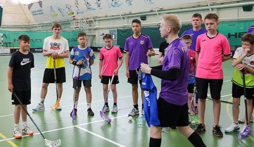 В казанской спортивной школе появилась секция по флорболу 