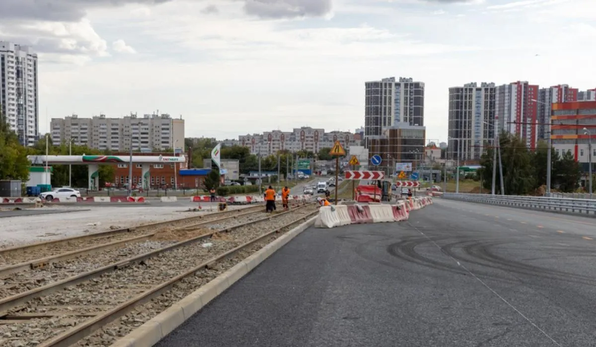 В Казани вернули трамвайные рельсы на прежнее место 